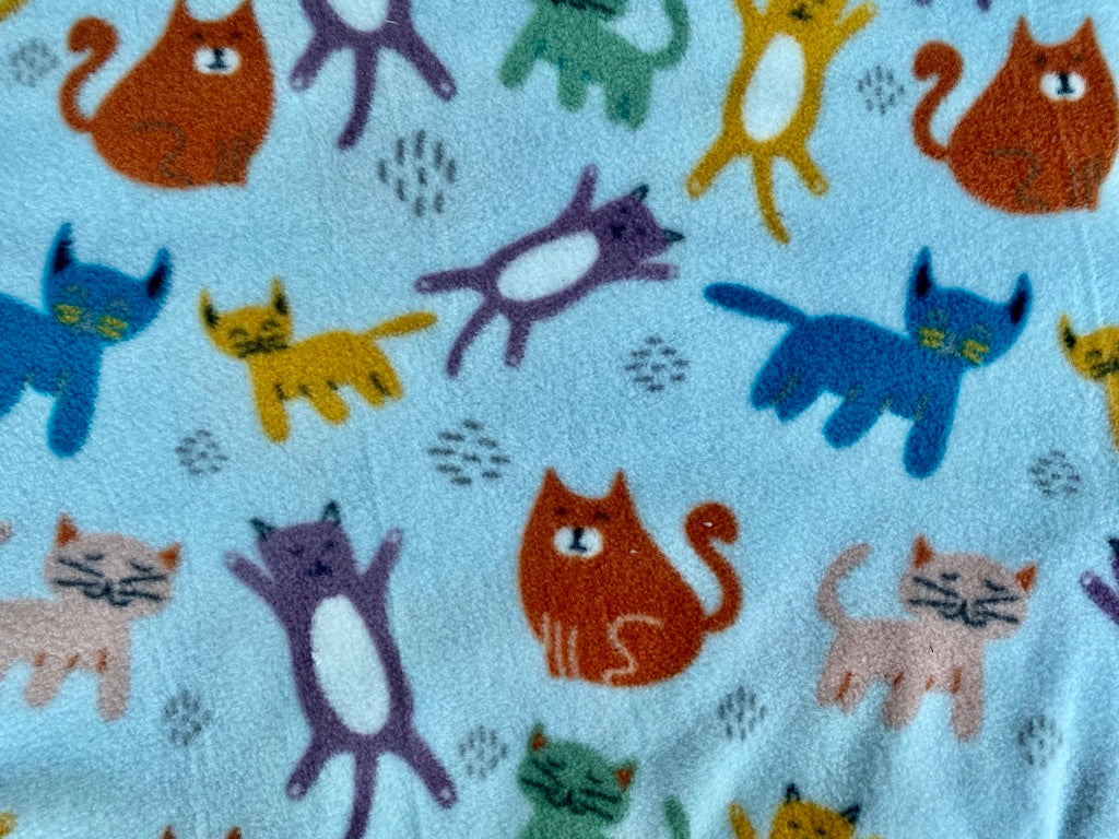 Cats Cats Cats  (Hole in One)